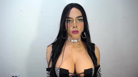 RamonaSmit online show from 30, 10, 2025