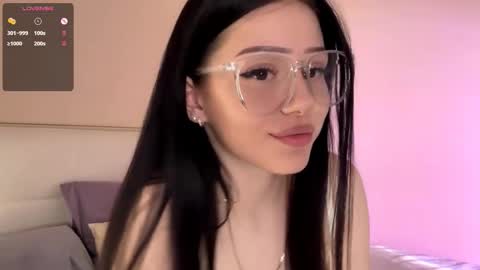 Luna online show from 15, 10, 2025