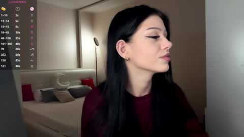 Snapshot of randiburt_ chatting on 12, 2, 2026 Luna online show from 12, 2, 2026