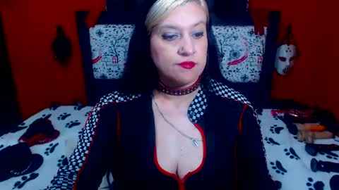 Sonia online show from 5, 3, 2025