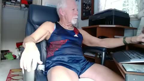 Snapshot of ranger1001 chatting on 11, 2, 2025 ranger1001 online show from 11, 2, 2025