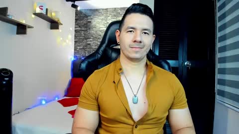 Snapshot of ransoj chatting on 5, 1, 2025 Jonas online show from 5, 1, 2025