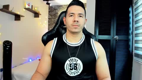 Snapshot of ransoj chatting on 5, 1, 2025 Jonas online show from 5, 1, 2025