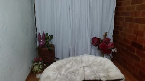 Raquel online show from 15, 12, 2024