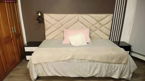 Raquel online show from 2, 3, 2025