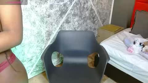 Raquel online show from 1, 10, 2025