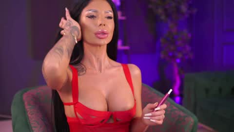 Raquelle online show from 20, 12, 2024