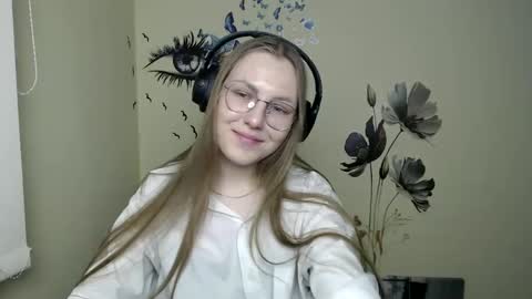 Snapshot of raspberry0101 chatting on 6, 12, 2024 raspberry0101 online show from 6, 12, 2024