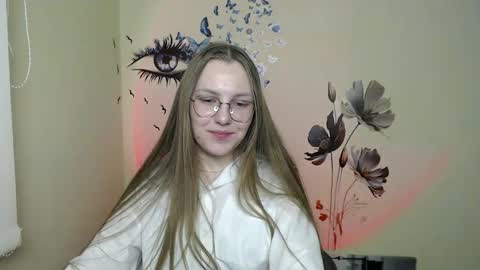 Snapshot of raspberry0101 chatting on 7, 12, 2024 raspberry0101 online show from 7, 12, 2024