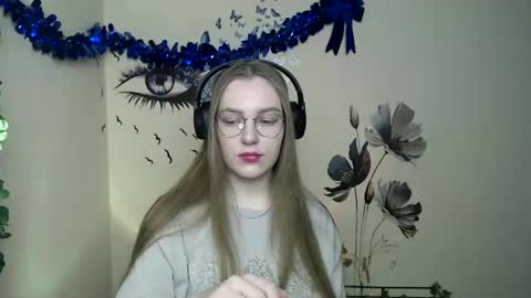 Snapshot of raspberry0101 chatting on 6, 1, 2025 raspberry0101 online show from 6, 1, 2025