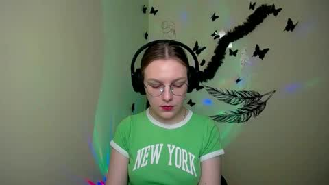 Snapshot of raspberry0101 chatting on 4, 2, 2025 raspberry0101 online show from 4, 2, 2025