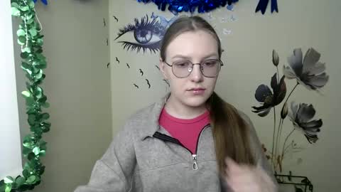 Snapshot of raspberry0101 chatting on 18, 2, 2025 raspberry0101 online show from 18, 2, 2025