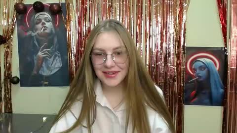 Snapshot of raspberry0101 chatting on 7, 3, 2025 raspberry0101 online show from 7, 3, 2025