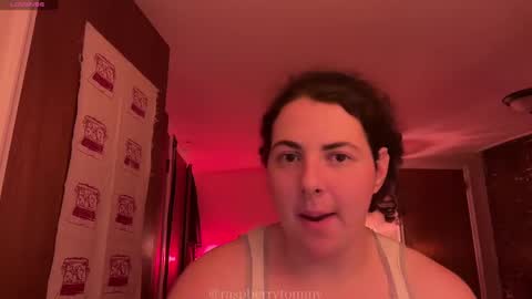 Snapshot of raspberrytommy chatting on 17, 9, 2025 Tommy online show from 17, 9, 2025