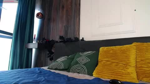 Raven Foxxy online show from 14, 4, 2026