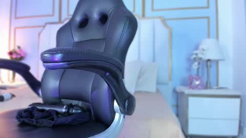 Snapshot of raven_jade_ chatting on 9, 9, 2025 raven_jade_ online show from 9, 9, 2025