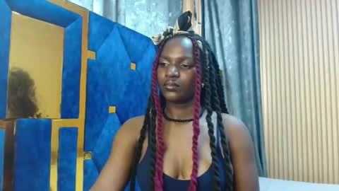 Snapshot of raven_luxe chatting on 5, 2, 2026 Raven online show from 5, 2, 2026