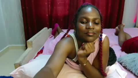 Snapshot of raven_luxe chatting on 2, 3, 2026 Raven online show from 2, 3, 2026