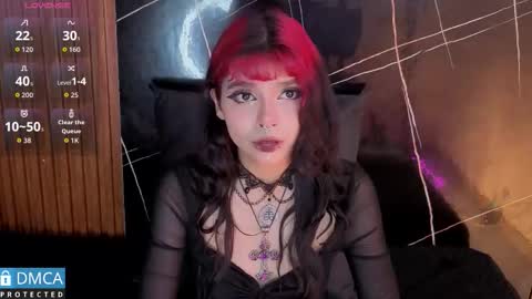 raven_rox_ online show from 11, 2, 2026