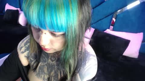 Raven Celeste online show from 3, 10, 2025