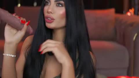 Snapshot of ravennadarcy chatting on 29, 6, 2026 Lav online show from 29, 6, 2026