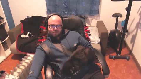 ravingr3d3 online show from 3, 3, 2025