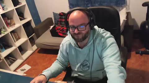 ravingr3d3 online show from 12, 3, 2025