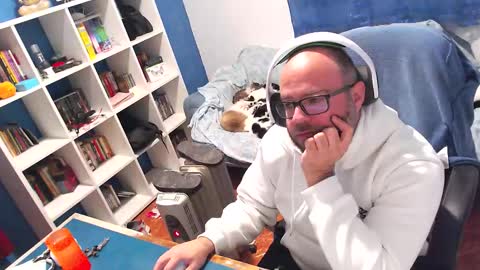 ravingr3d3 online show from 5, 1, 2026