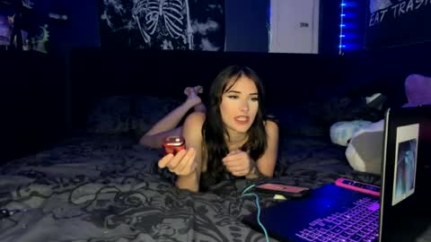 Snapshot of ravyn_nyx chatting on 2, 7, 2026 Ravyn and Nyx online show from 2, 7, 2026
