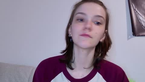 Snapshot of ray_lol chatting on 16, 6, 2026 Ray-Ray online show from 16, 6, 2026