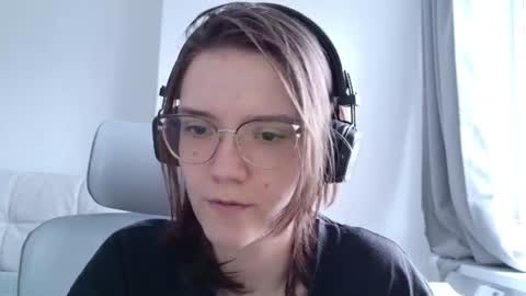 Snapshot of ray_lol chatting on 3, 8, 2026 Ray-Ray online show from 3, 8, 2026