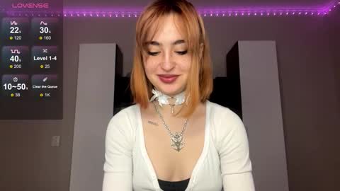 Snapshot of ray_nira chatting on 15, 9, 2025 Sophia - online show from 15, 9, 2025