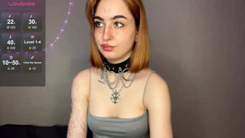 Snapshot of ray_nira chatting on 21, 9, 2025 Sophia - online show from 21, 9, 2025