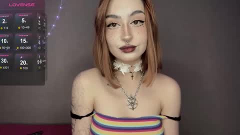 Snapshot of ray_nira chatting on 26, 9, 2025 Sophia - online show from 26, 9, 2025