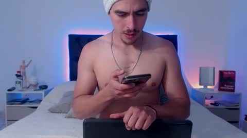 Ray online show from 11, 1, 2026