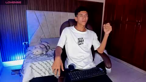 Snapshot of rayan_daivis chatting on 10, 10, 2025 rayan_daivis online show from 10, 10, 2025