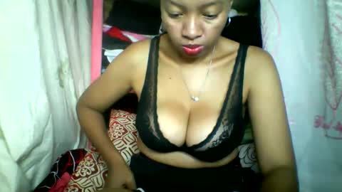 Snapshot of rayana_69 chatting on 25, 5, 2026 rayana_69 online show from 25, 5, 2026