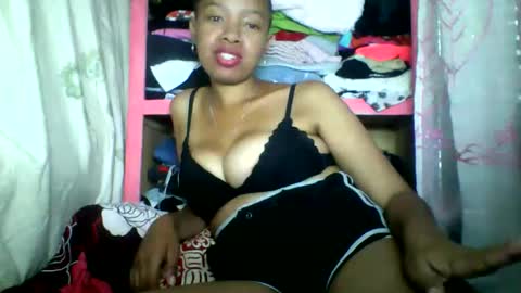 Snapshot of rayana_69 chatting on 27, 5, 2026 rayana_69 online show from 27, 5, 2026