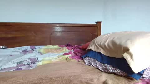 Snapshot of rayannzz chatting on 16, 9, 2025 eyan online show from 16, 9, 2025