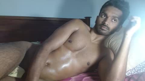 Snapshot of rayannzz chatting on 10, 10, 2025 eyan online show from 10, 10, 2025