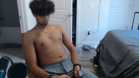 raymondg8596 online show from 2, 10, 2025