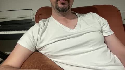 Snapshot of rayos789 chatting on 20, 5, 2026 rayos789 online show from 20, 5, 2026