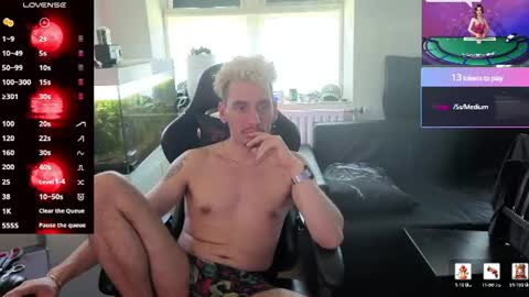 Rayzel White online show from 22, 6, 2026