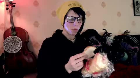  Yrriel Strife Candy-Demon Caveboy mr. Cringe   online show from 2, 3, 2025