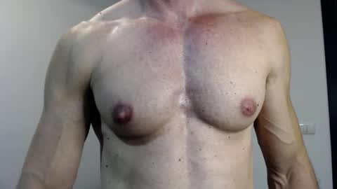 Snapshot of razorramon13 chatting on 3, 1, 2025 razorramon13 online show from 3, 1, 2025