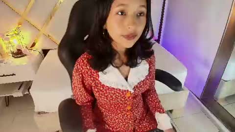 Snapshot of real_doncella_pussy chatting on 18, 6, 2026 DONCELLA online show from 18, 6, 2026