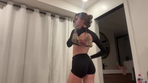 Jade  online show from 3, 1, 2025