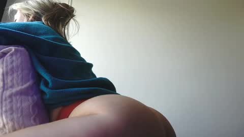 Lily Grace online show from 19, 2, 2025