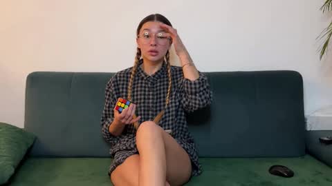 Snapshot of reallove_x chatting on 10, 2, 2026 Leo Luna online show from 10, 2, 2026