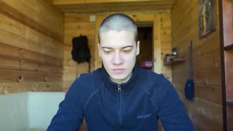 Snapshot of realsupermichael chatting on 8, 5, 2026 AliceEve online show from 8, 5, 2026